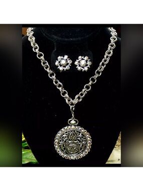 VTG JUDY LEE AB RHINESTONE POCKET WATCH DESIGN PENDANT NECKLACE EARRINGS LOT 20"
